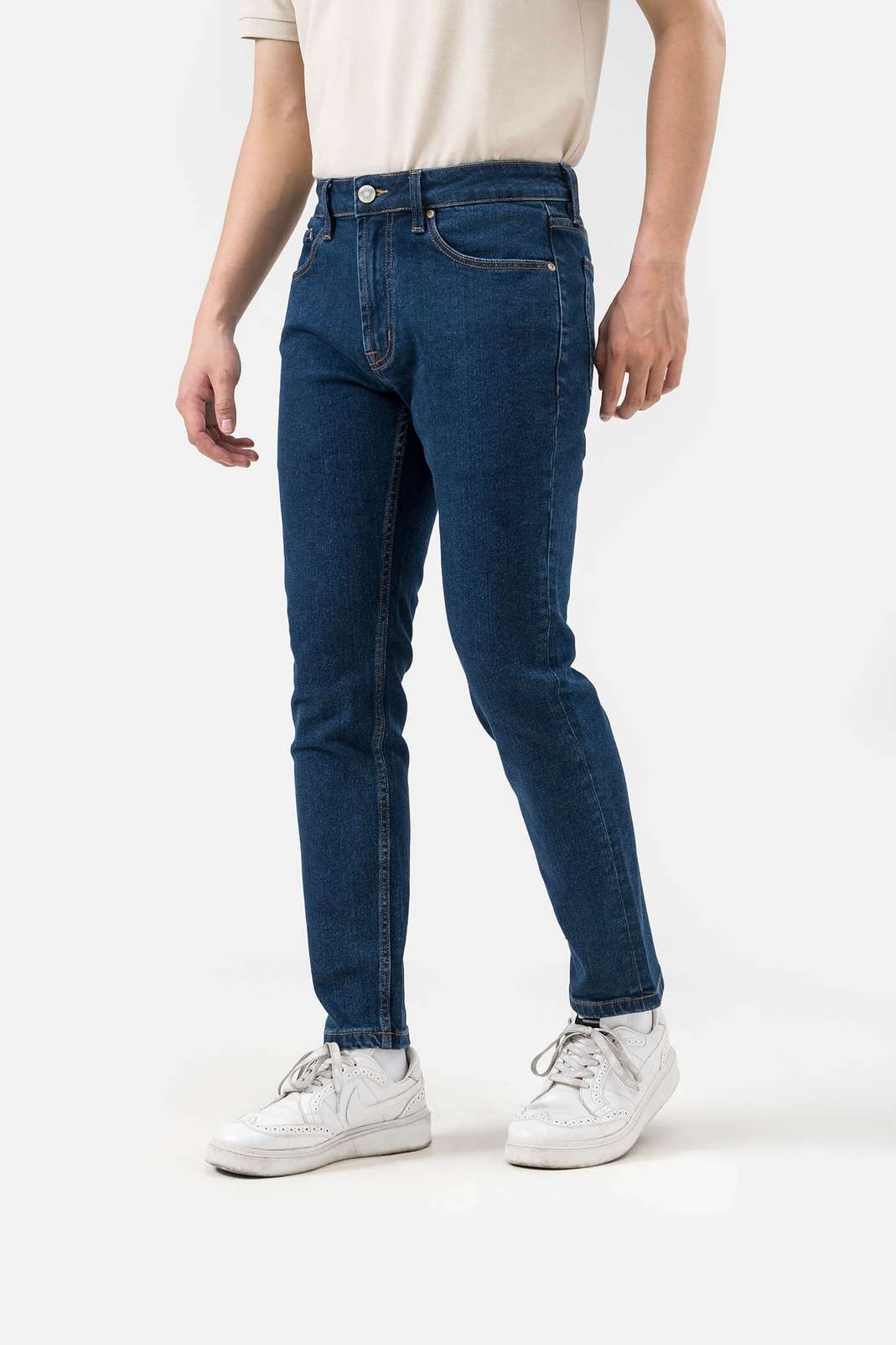 Product Image /image/December2024/quan-jeans-nam-basics-dang-slim-fit-1_48.jpg