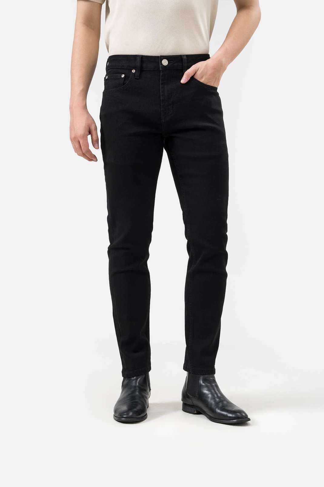 Product Image /image/December2024/quan-jeans-nam-basics-dang-slim-fit-6_60.jpg