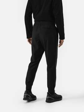 Product side /image/December2024/quan-jogger-ecc-warp-knitting-den-2.jpg