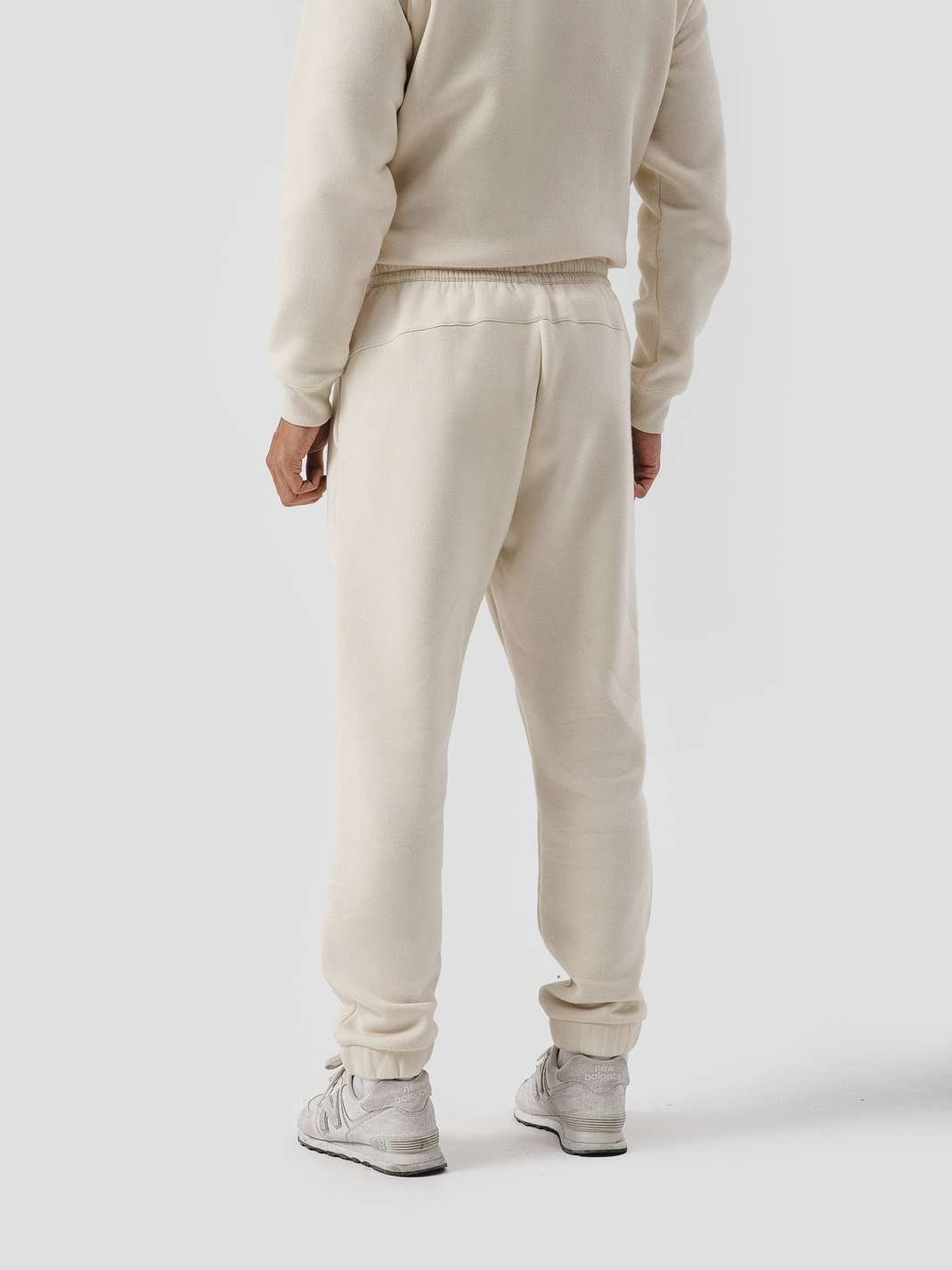 Product Image /image/December2024/quan-jogger-pants-fleece-2.jpg