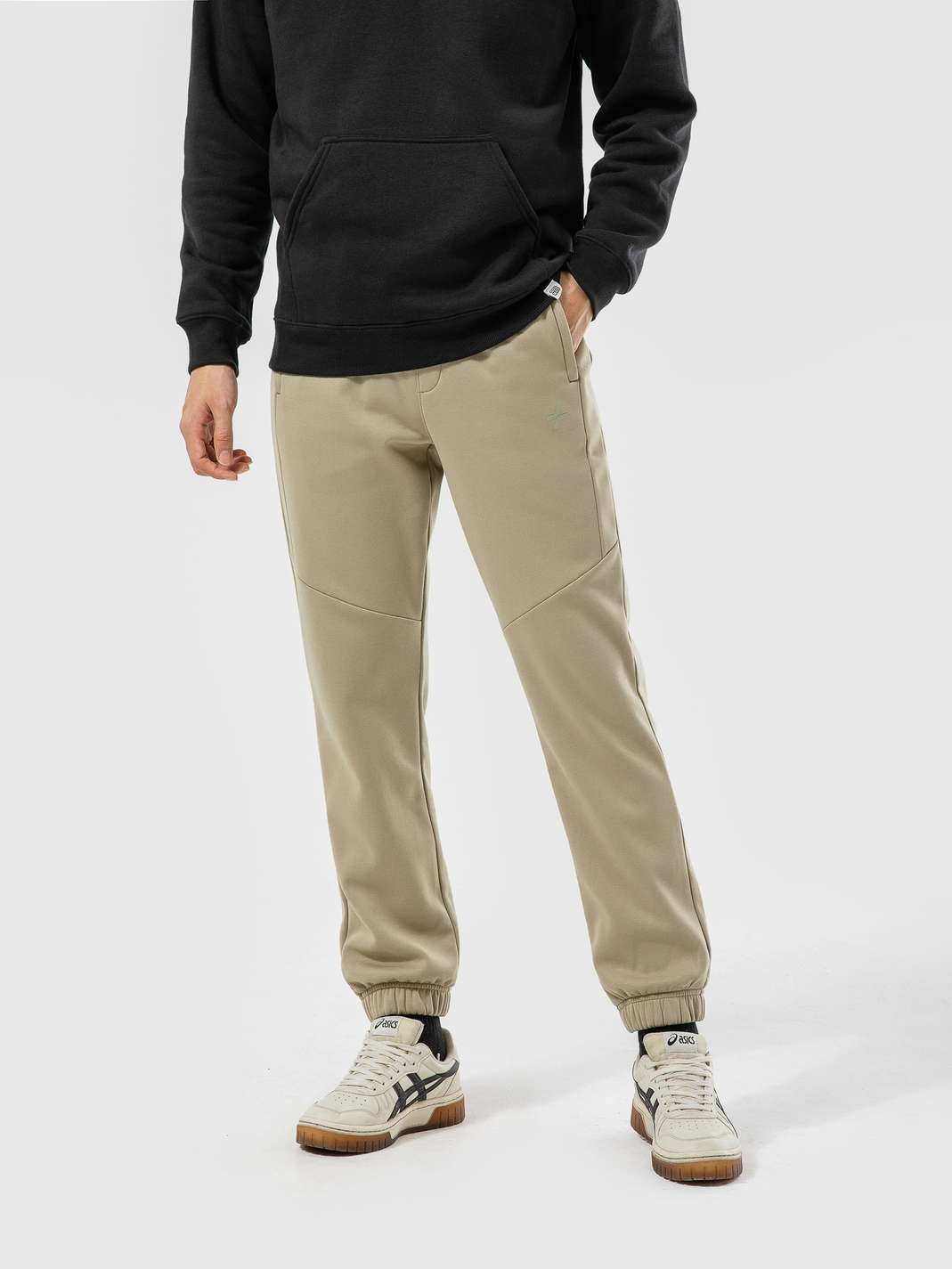 Product Image /image/December2024/quan-jogger-the-thao-fleece-track-jacket-premium-1.jpg
