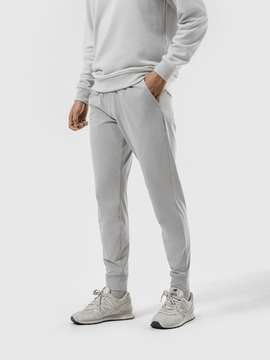 Product side /image/December2024/quan-joggers-co-gian-excool-1.jpg