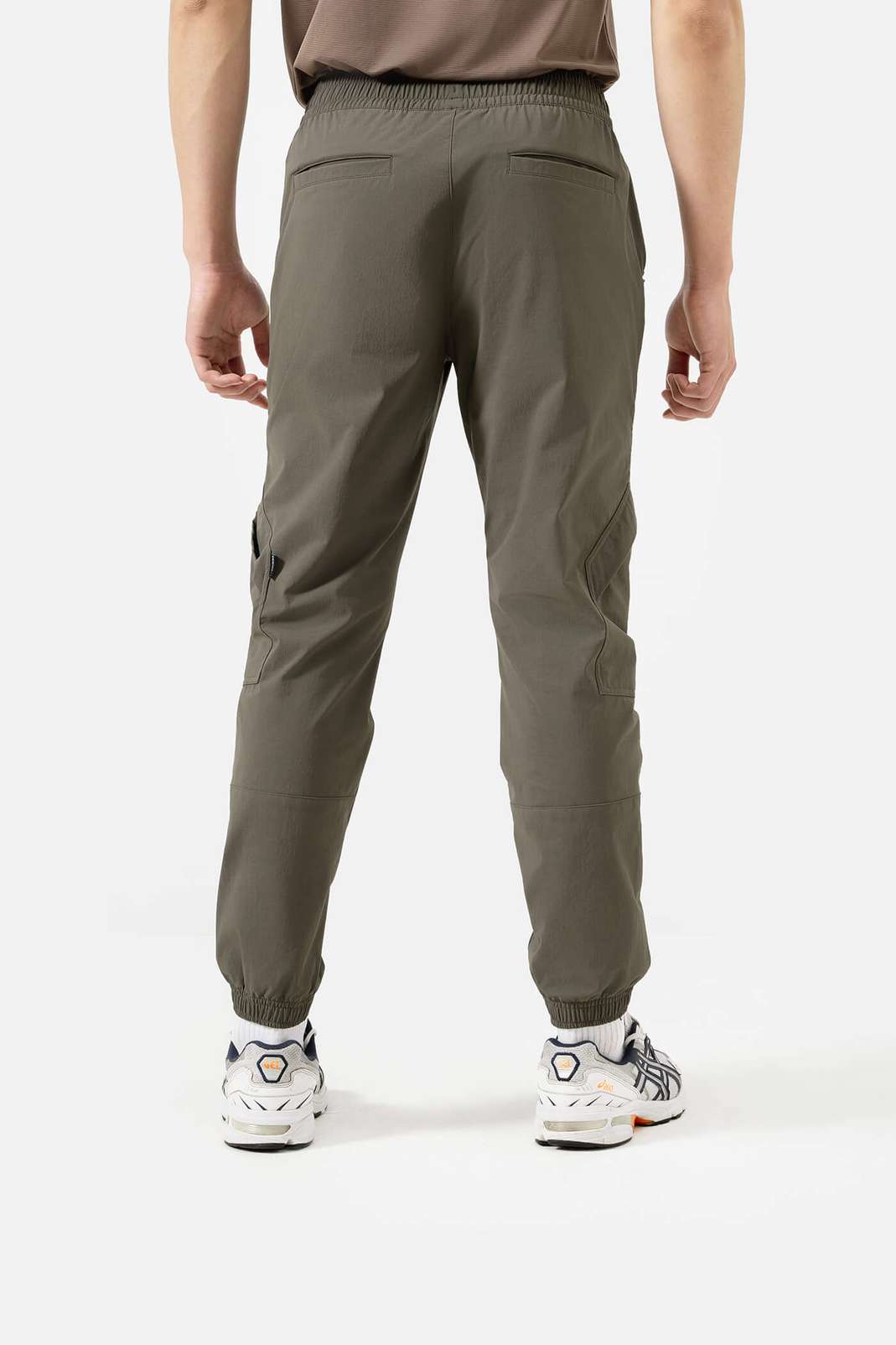 Product Image /image/December2024/quan-ut-jogger-da-nang-co-gian_(2).jpg