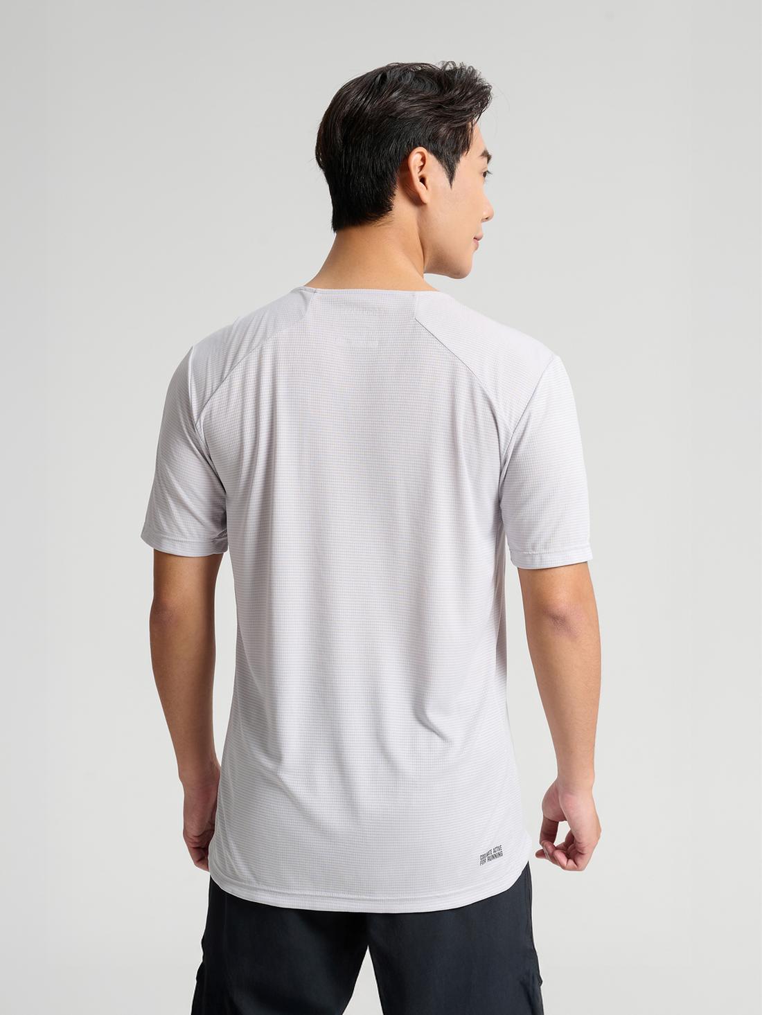 Áo thun chạy bộ nam Essentials - undefined