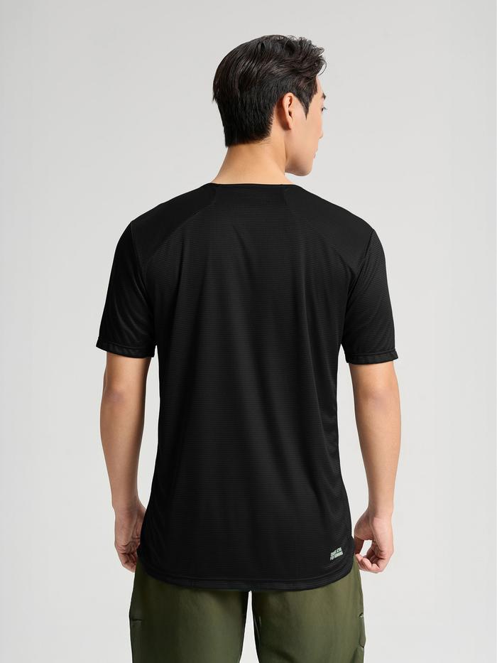 Áo thun chạy bộ nam Essentials - undefined