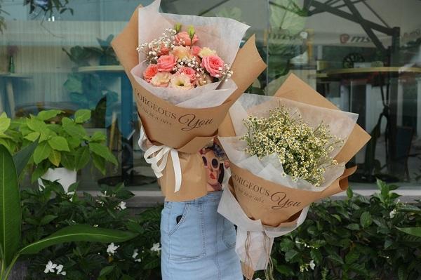 8/3 tặng gì cho bạn gái 