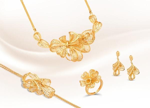 Món trang sức lấp lánh - thể hiện sự yêu thương và trân trọng