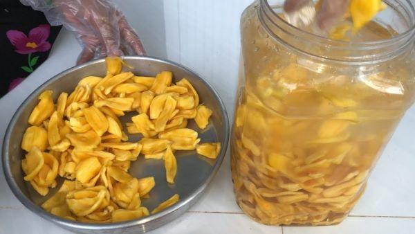 Top 10 loại trái cây ngâm rượu tốt cho sức khoẻ vừa ngon vừa dễ làm