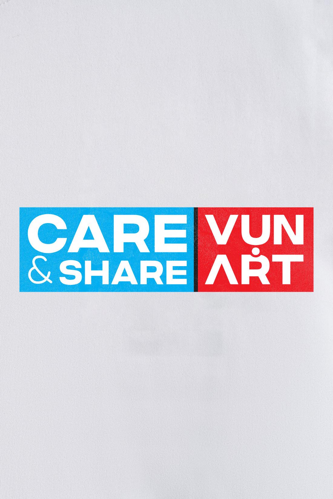 Áo thun Cotton Compact In Lụa VỤN ART Logo Trái V1 - undefined