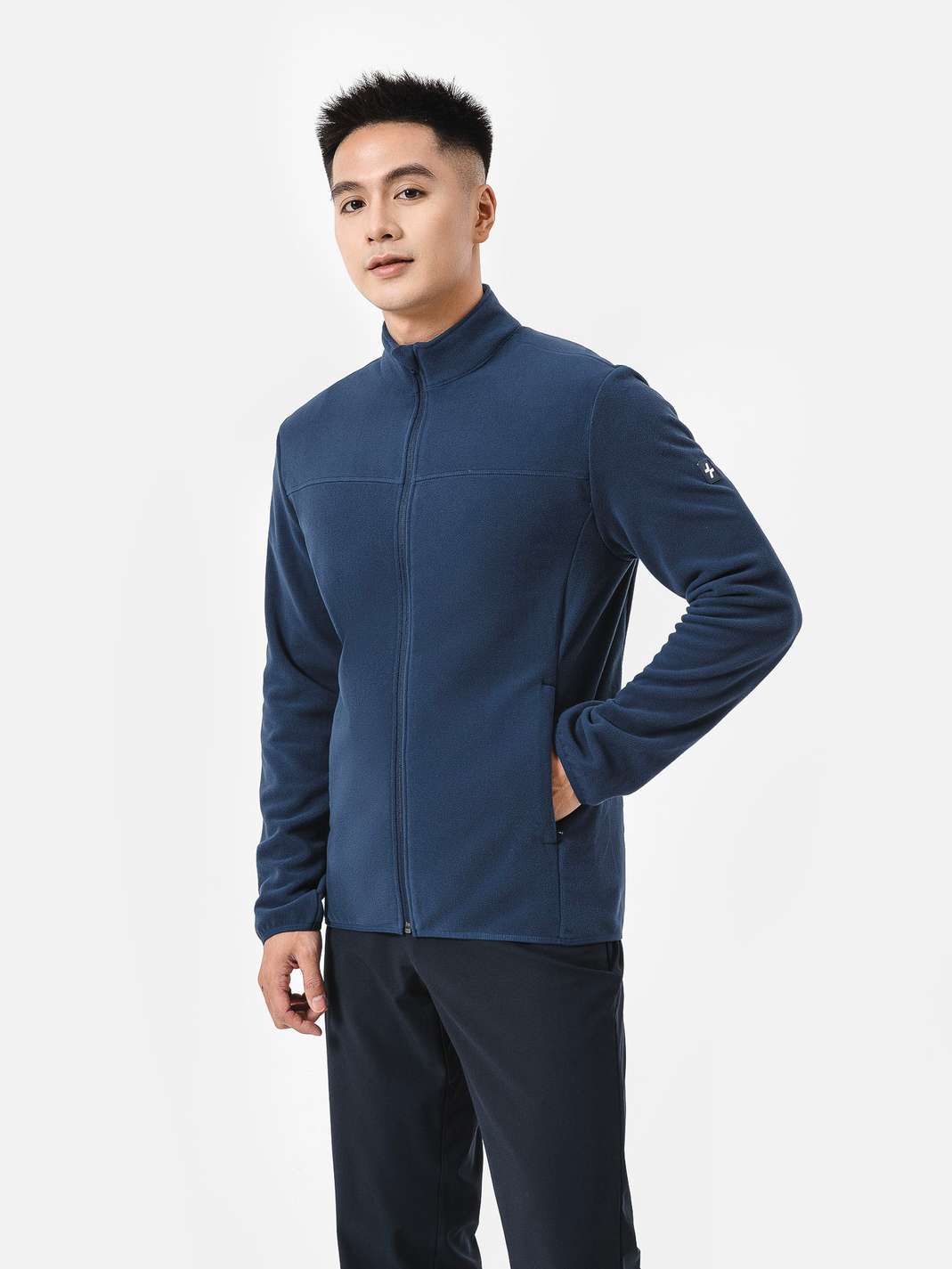 Product Image /image/February2025/24CMCW.KM001_-_27_XB1.jpg