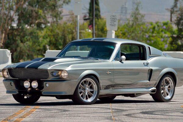 Biến mất trong 60 giây - Một bộ phim đua xe tốc độ