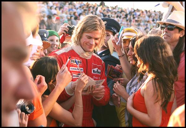 Đường đua nghẹt thở là một bộ phim đua xe tốc độ để cạnh tranh chức vô địch thế giới