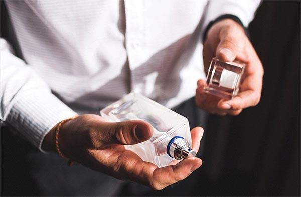 nước hoa trên 20 tuổi
