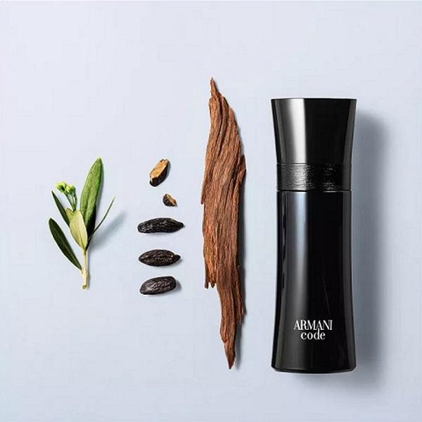 Độ lưu hương của Giorgio Armani Code lên tới 12 giờ