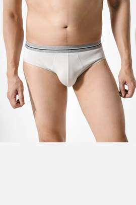 Product side /image/January2024/briefbasic-pack-1.jpg