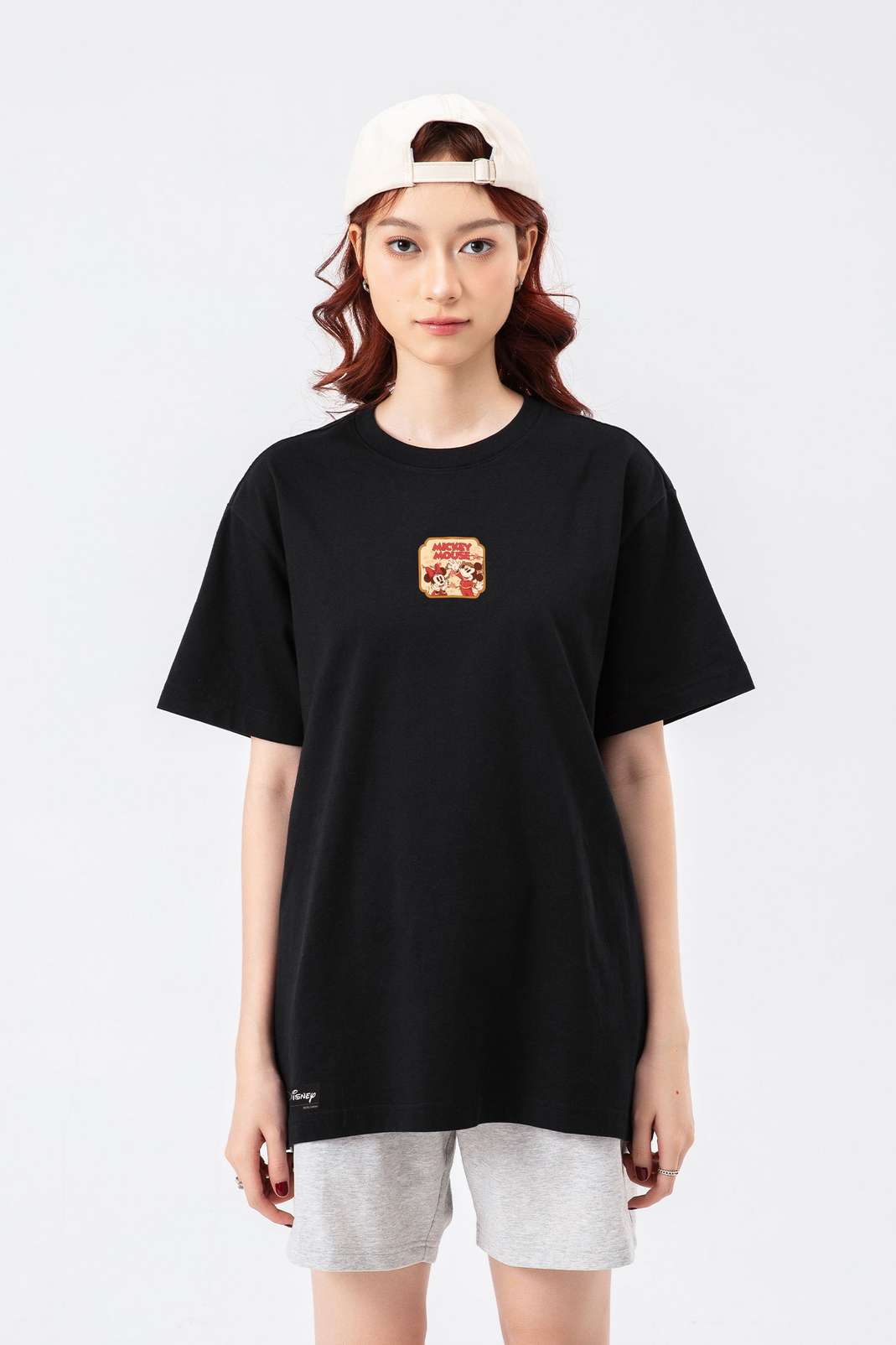 Product Image /image/January2025/2484.ULSDN.TSZ607--Ao-thun-Relaxed-Fit-84RISING-Disney-Corner---TET---Happy-Mickey.17.jpg