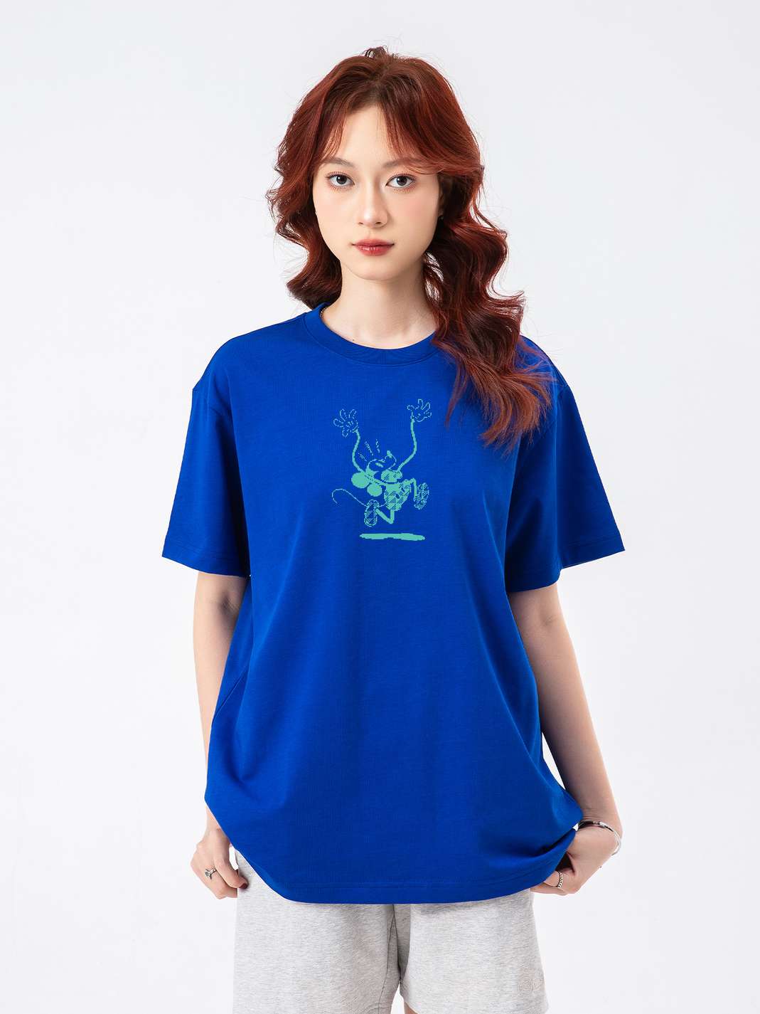 Product Image /image/July2025/ao-thun-relaxed-fit-disney-mickey-ahhhh-1-xanh-cb.jpg