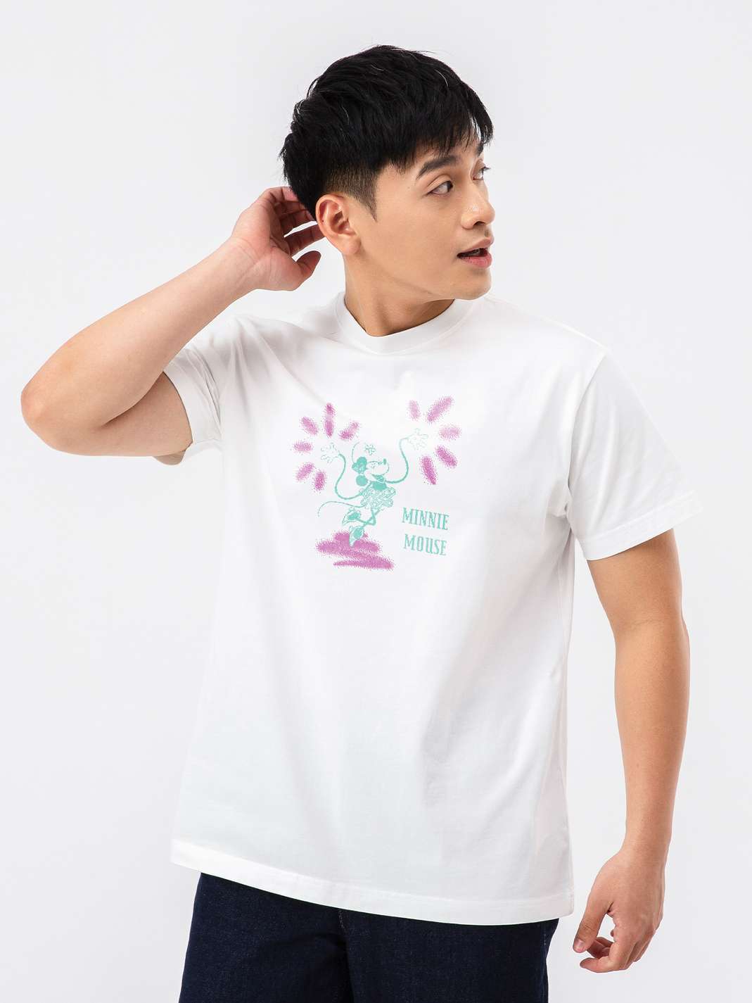 Product Image /image/July2025/ao-thun-relaxed-fit-disney-minnie-mouse-1-trang.jpg