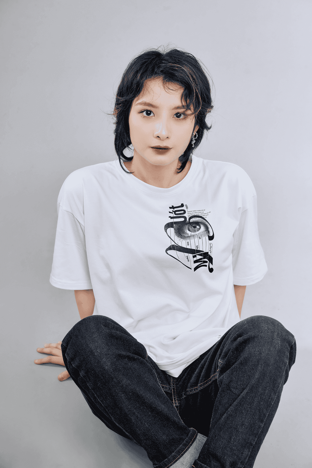 Coolmate x Collective Studio | Áo thun ngắn tay in Ướt Mi - Teary Eyelashes - undefined