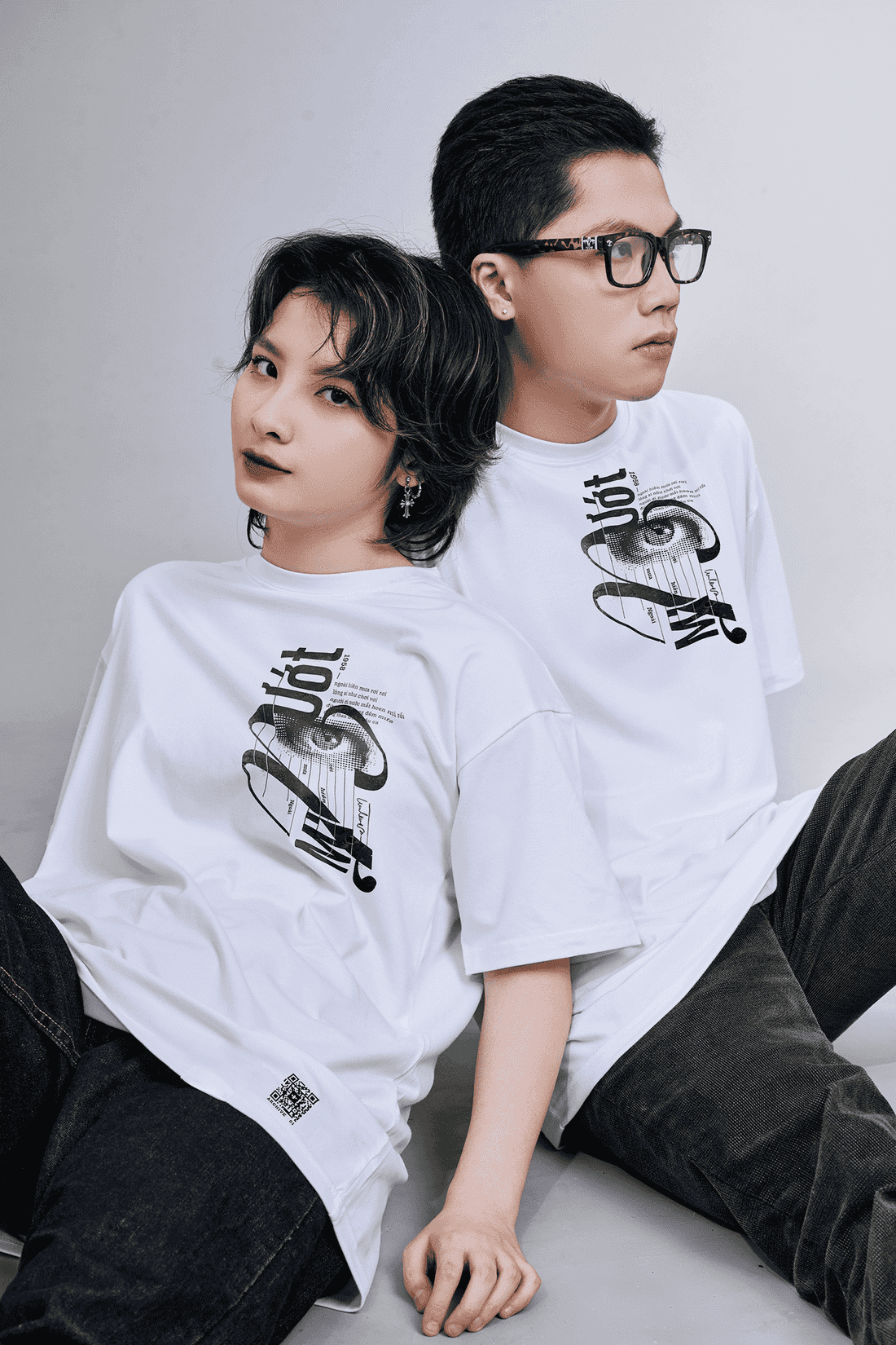 Coolmate x Collective Studio | Áo thun ngắn tay in Ướt Mi - Teary Eyelashes - undefined