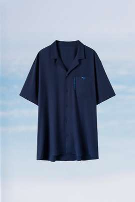 Product side /image/June2023/Ao_Cuban_Collar_Shirt_Coolwaves_-_mau_Xanh_Navy-14.jpg