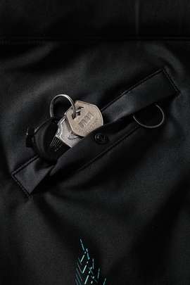Product side /image/June2023/Quan_boi_nam_Coolwaves_dang_trunk-listing-dang_dai-9.jpg