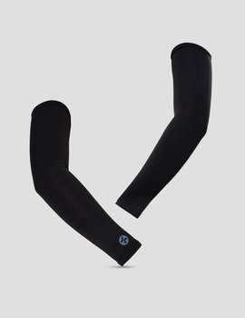 Product side /image/June2025/gang-tay-chong-nang-cooling-upf50-14-den-3d.jpg