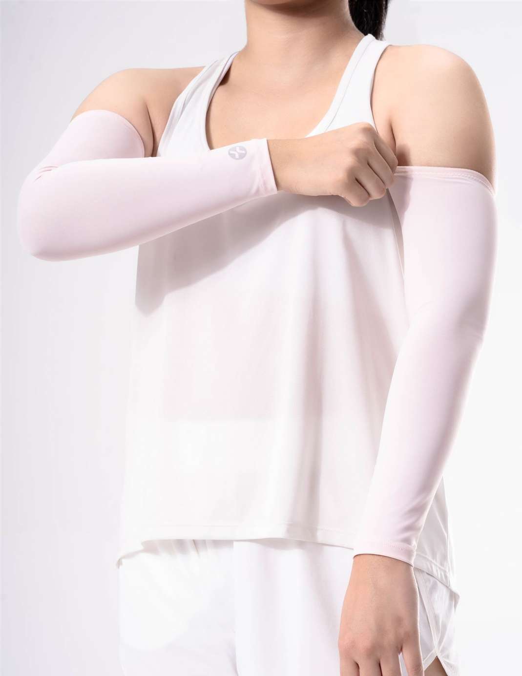 Product Image /image/June2025/gang-tay-chong-nang-cooling-upf50-19-hong_baby.jpg