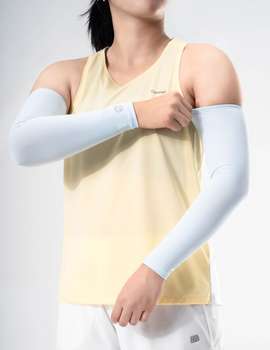 Product side /image/June2025/gang-tay-chong-nang-cooling-upf50-24-xanh-baby-blue.jpg