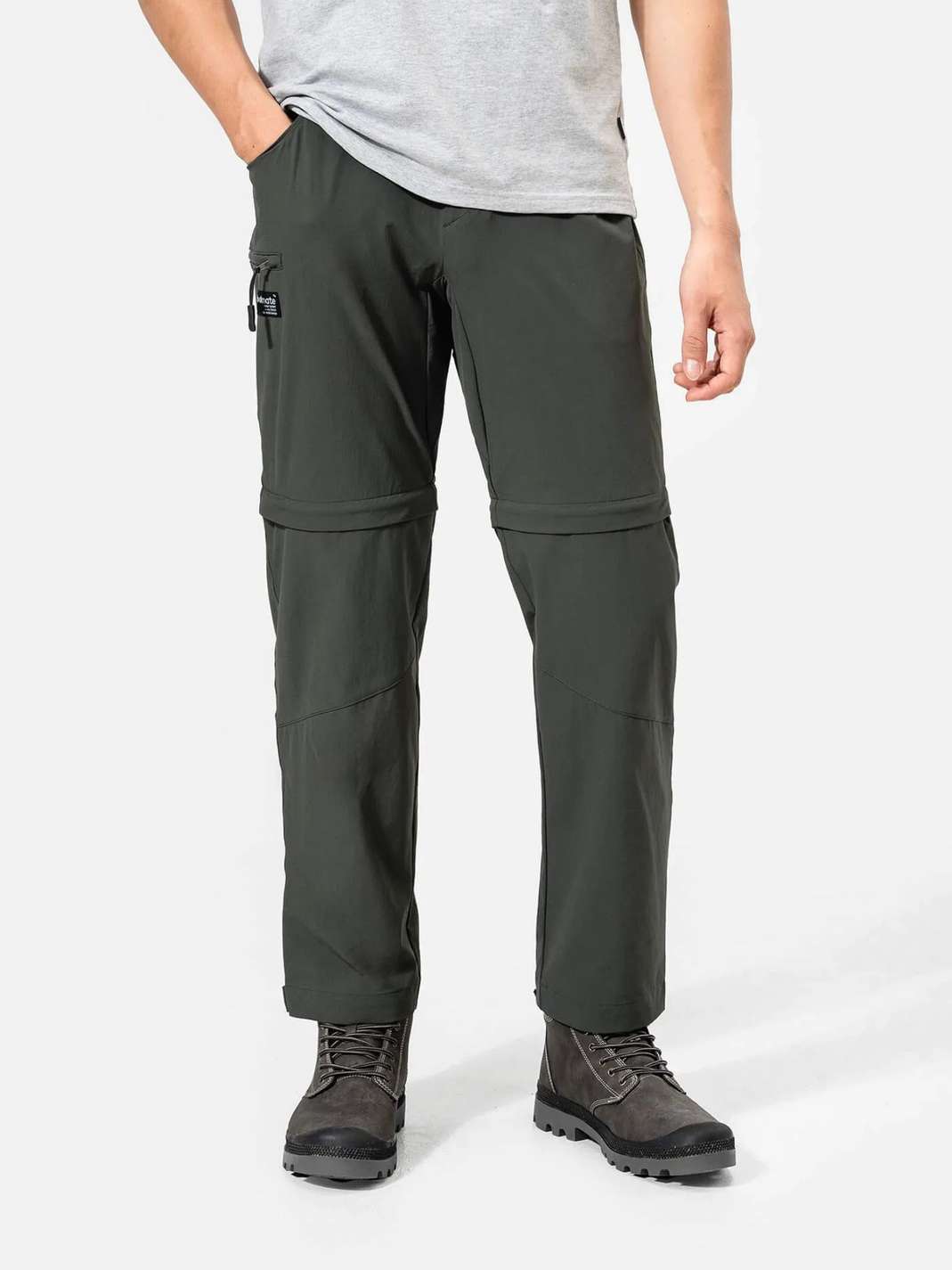 Product Image /image/June2025/quan-dai-nam-thao-ong-ut-pants-2-in-1-xanh-bong-dem.jpg