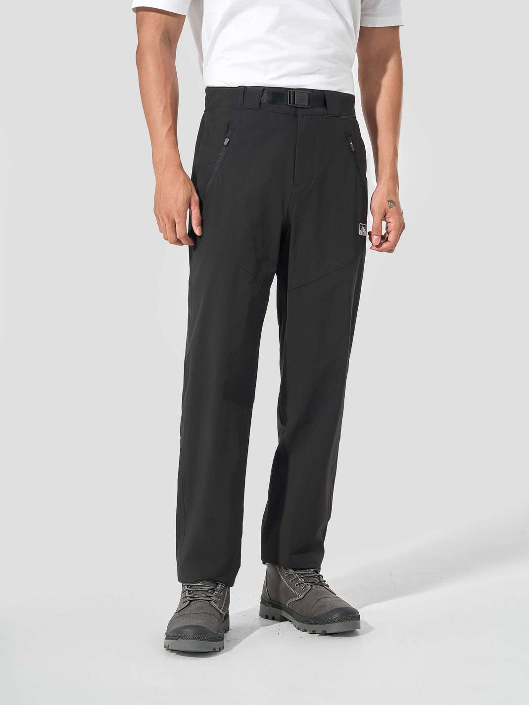 Product Image /image/June2025/quan-dai-outdoor-function-pants-0052-den.jpg
