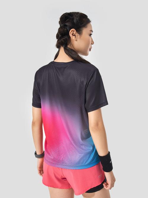 Tshirt chạy bộ nữ AirRush Gradient - hover