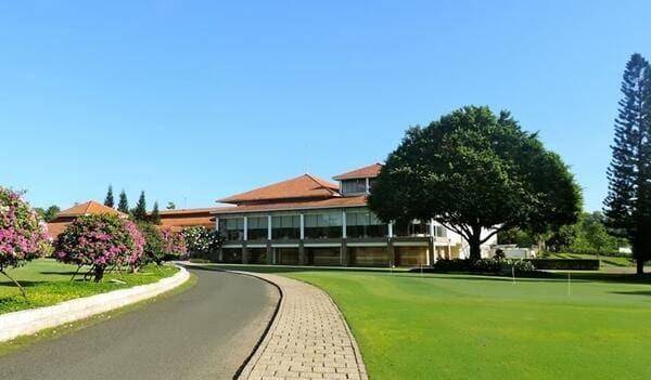 Không gian sang trọng của sân golf Thủ Đức
