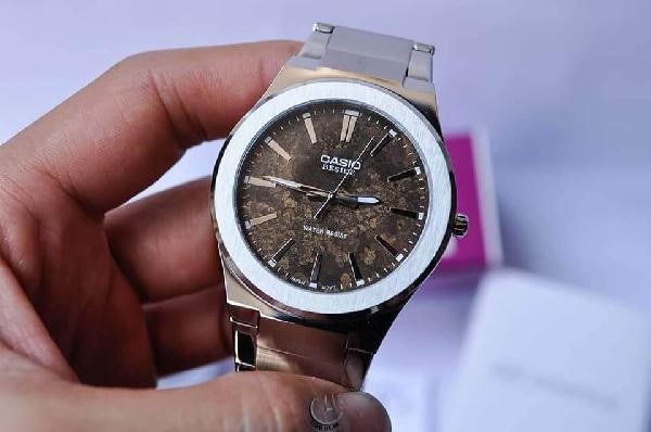 Casio Beside sang trọng, hiện đại