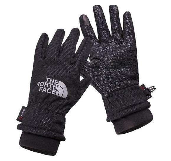 Găng tay xe máy của The North Face