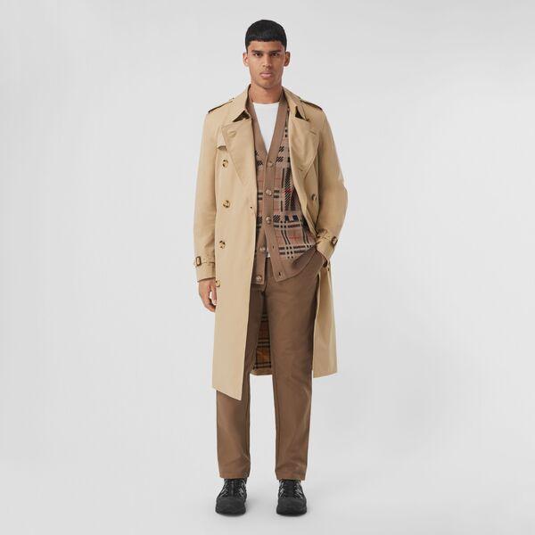 Áo trench coat là gì?