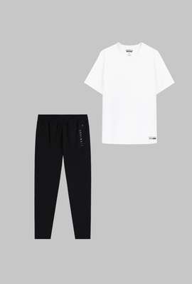 Product side /image/March2023/Combo_Ao_thun_Cotton_Compact___Quan_dai__Essential_Jogger14.jpg