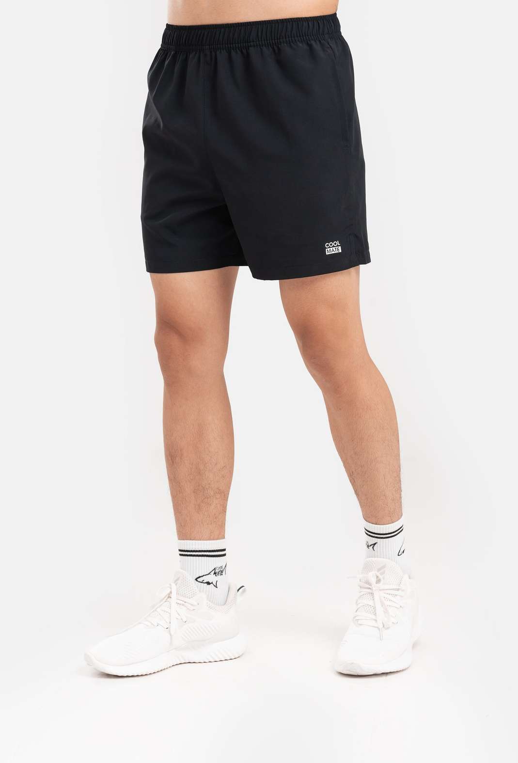 Product Image /image/March2023/Quan_short_nam_the_thao_522_New_Ultra_(co_xe_gau_ngan__tui_khoa_sau)1.jpg