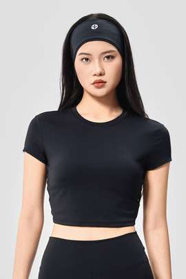 Product side /image/March2025/ao-cropped-tee-yoga-slimfit-72-den.jpg