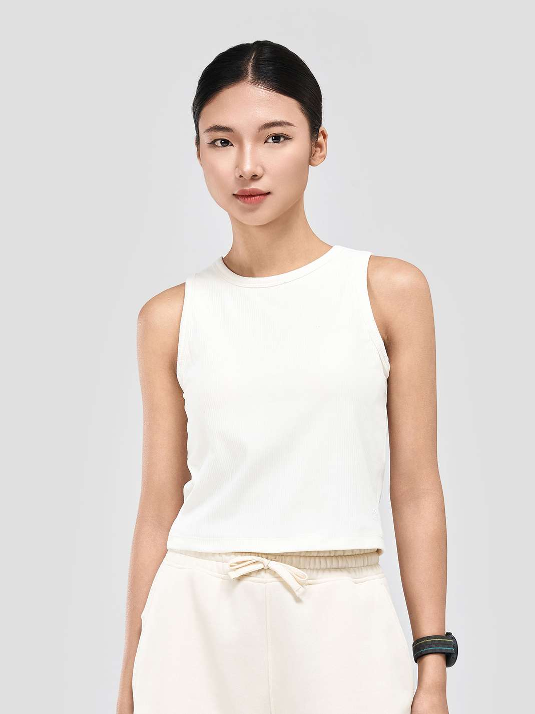 Product Image /image/March2025/ao-tank-bra-nu-the-thao-aspire-ribbed-116-be.jpg