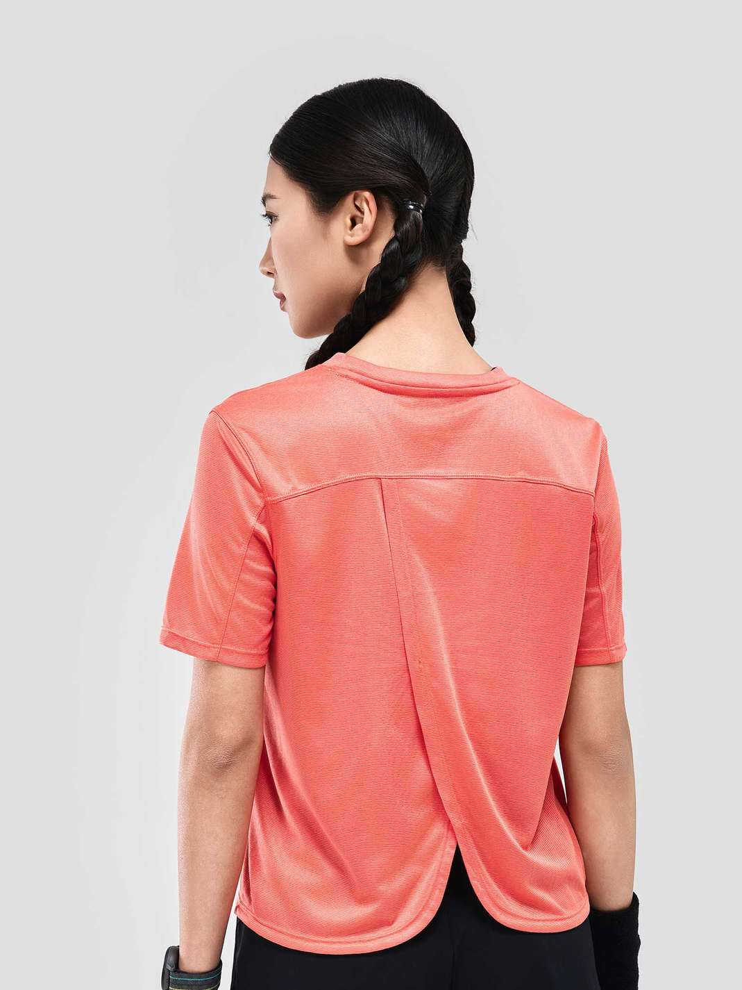 Product Image /image/March2025/ao-the-thao-nu-lightweight-tee-58-hong-cam-1.jpg