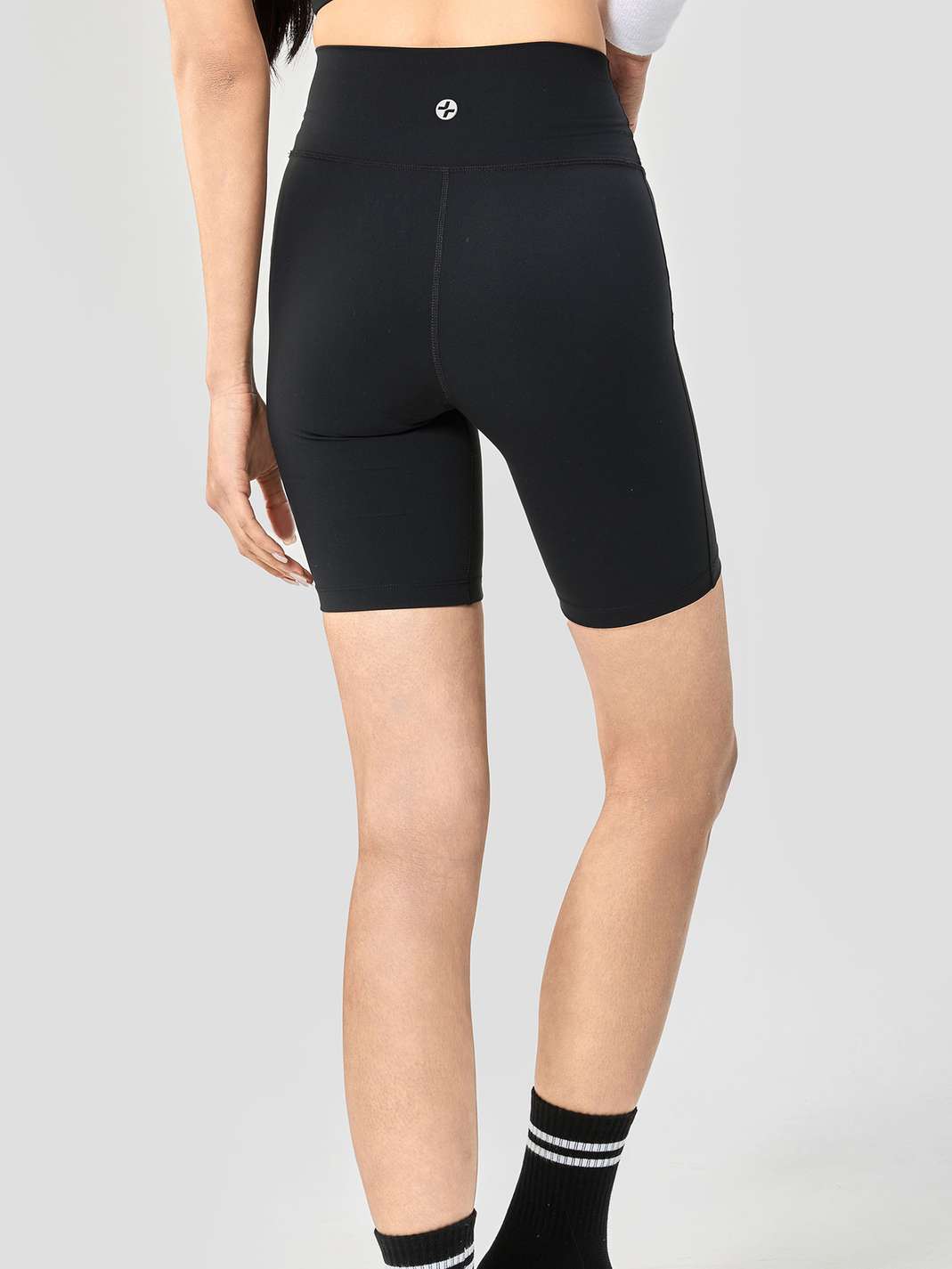 Product Image /image/March2025/biker-shorts-nu-yoga-8inch-coolflex-light-support-25-den-1_26.jpg