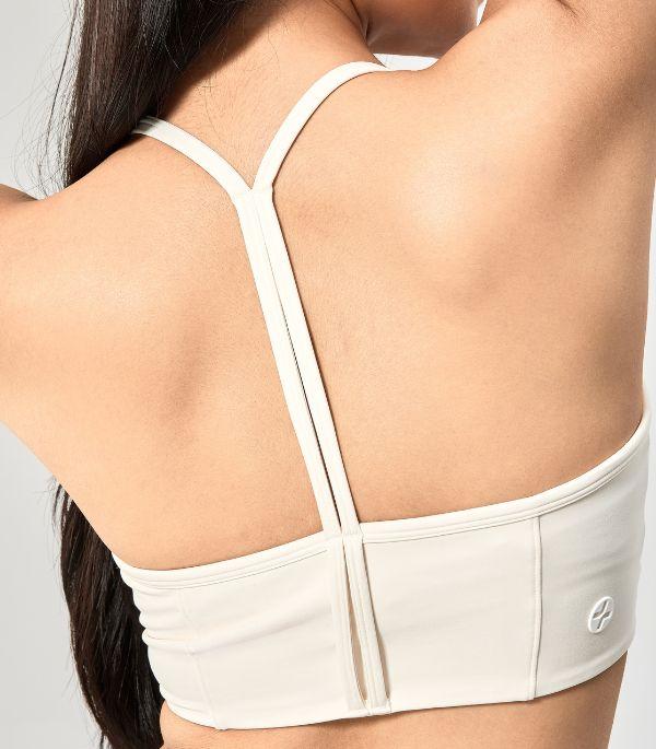 Lưng chữ T cách điệu