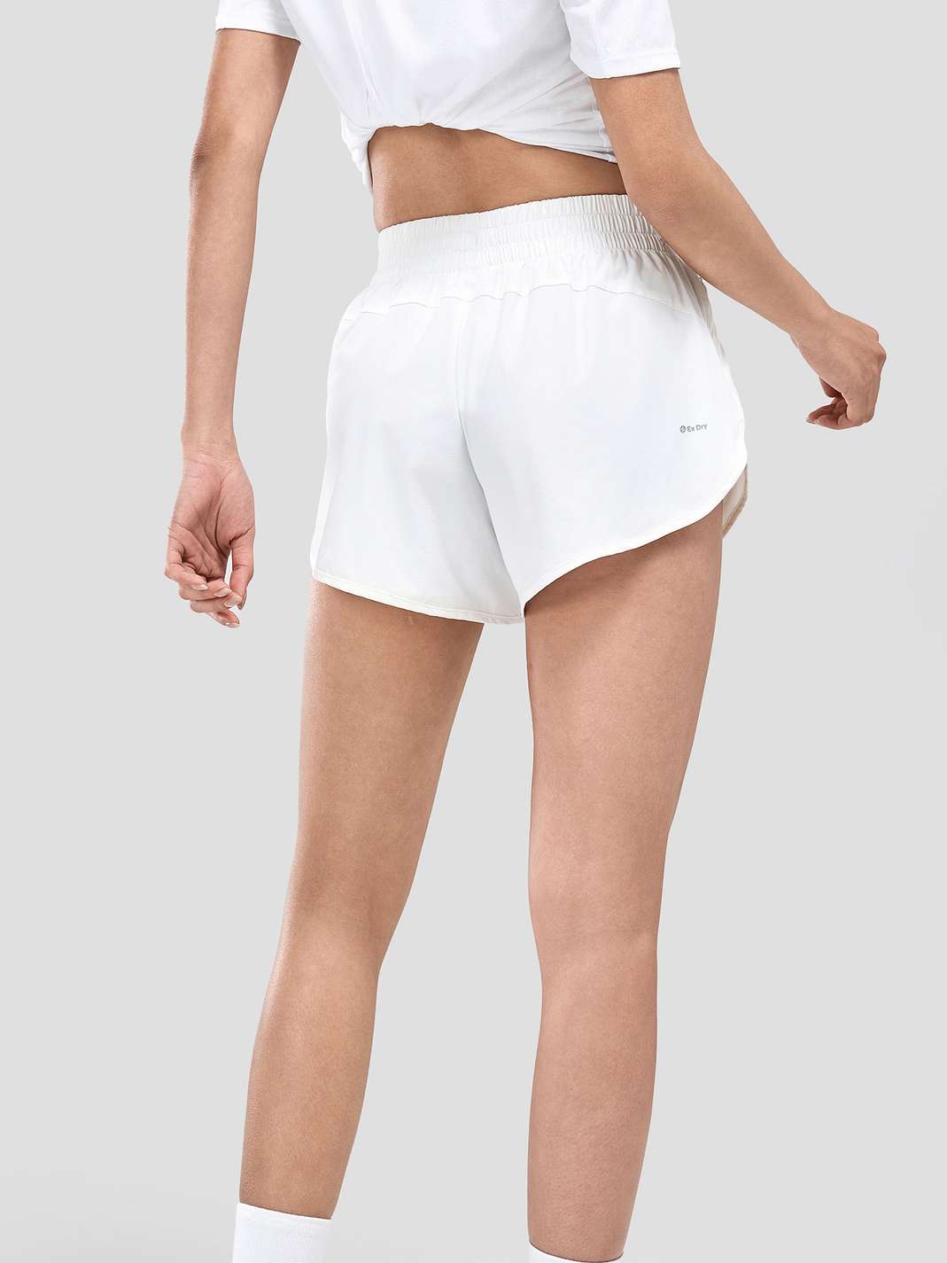 Product Image /image/March2025/quan-short-the-thao-nu-co-gian-woven-short-15-trang.jpg