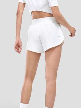 Product side /image/March2025/quan-short-the-thao-nu-co-gian-woven-short-15-trang.jpg
