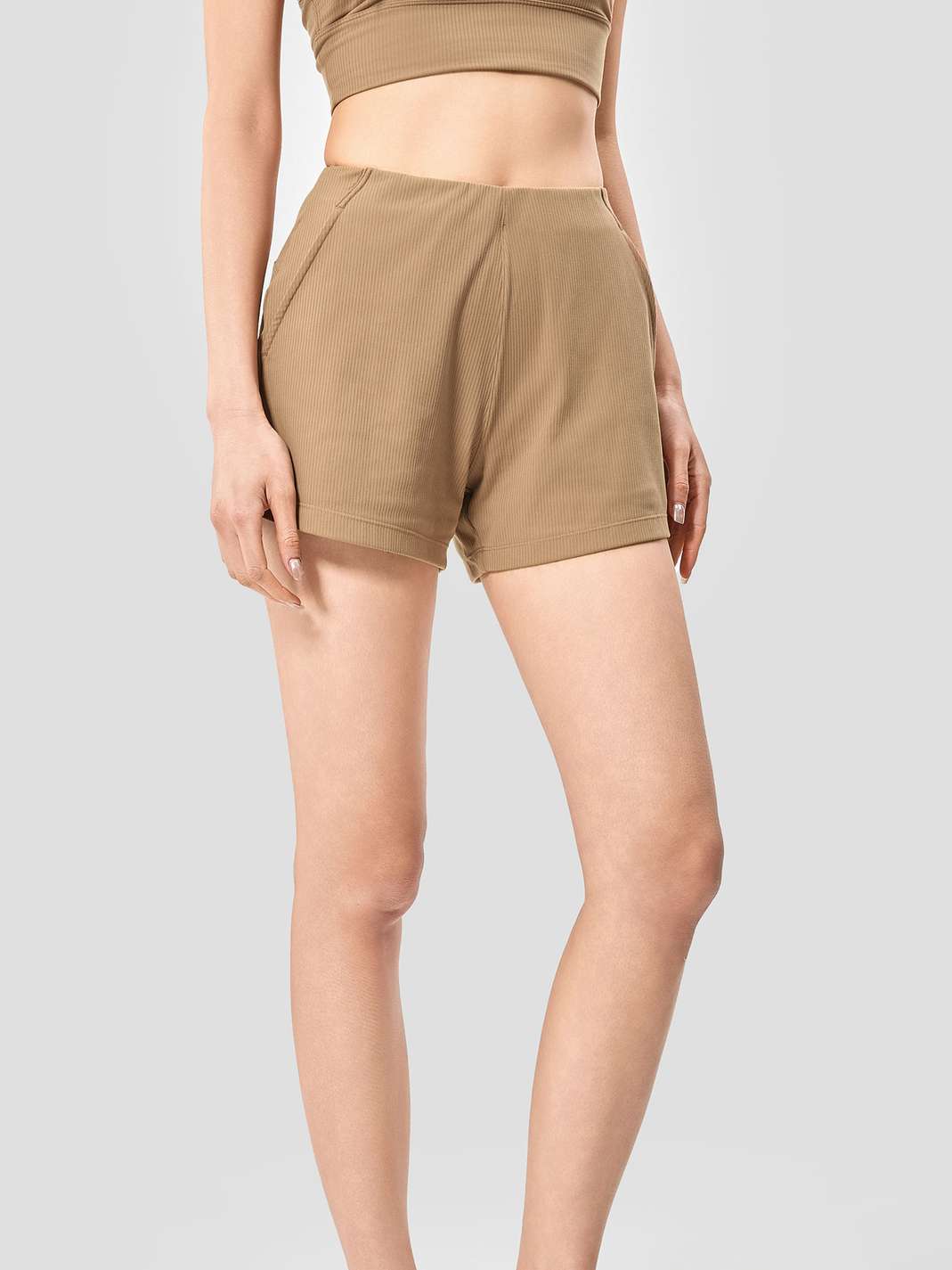 Product Image /image/March2025/quan-shorts-yoga-ribbed-32-nau-mocha_27.jpg