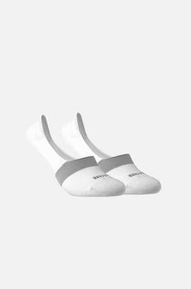 Product side /image/March2025/tat-luoi-no-show-socks-1.jpg