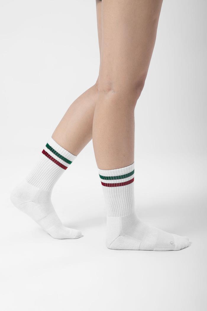 Tất thể thao nữ cổ trung - undefined