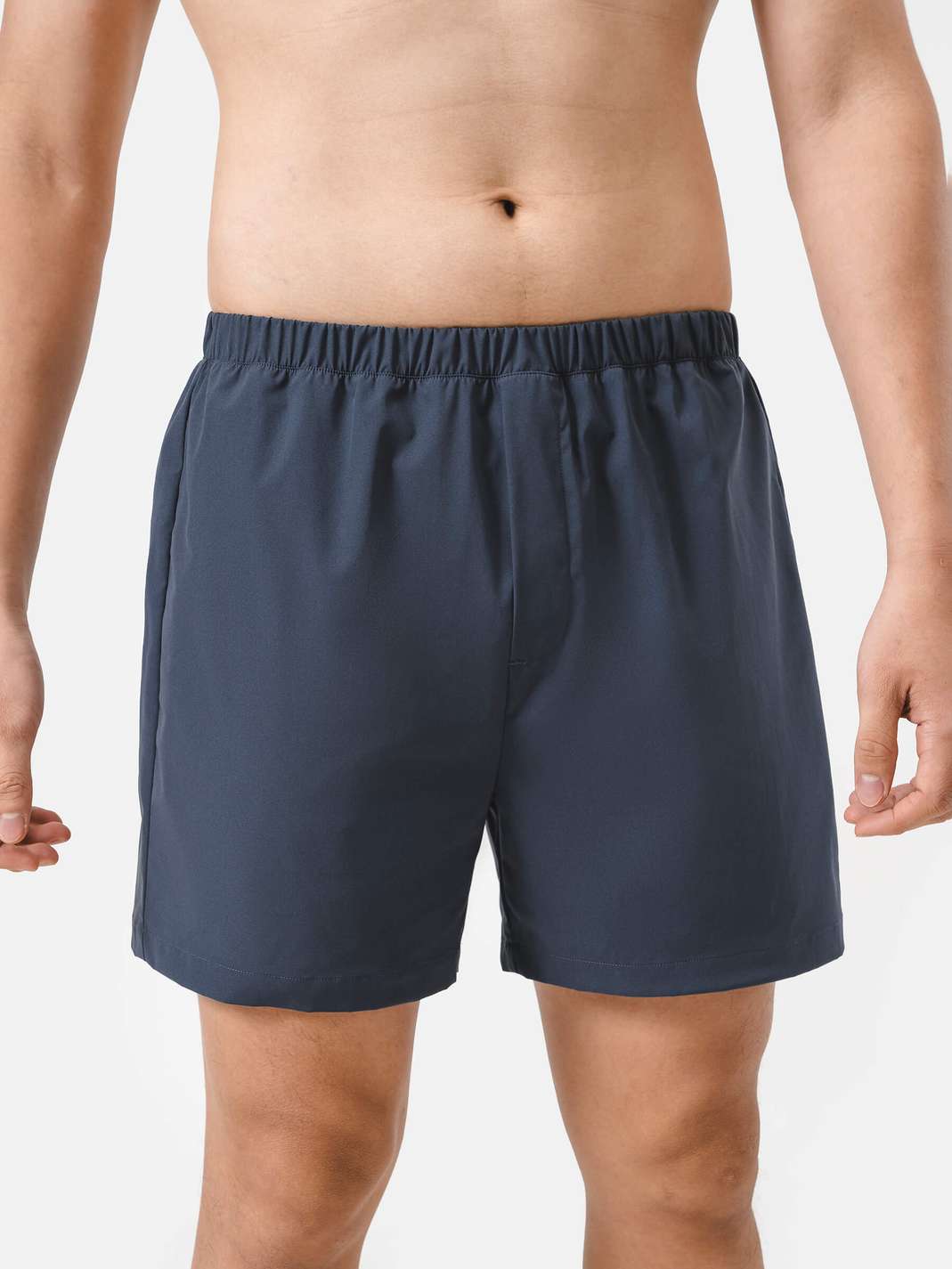 Product Image /image/May2024/24CMHU.QS001.XAH.2.jpg