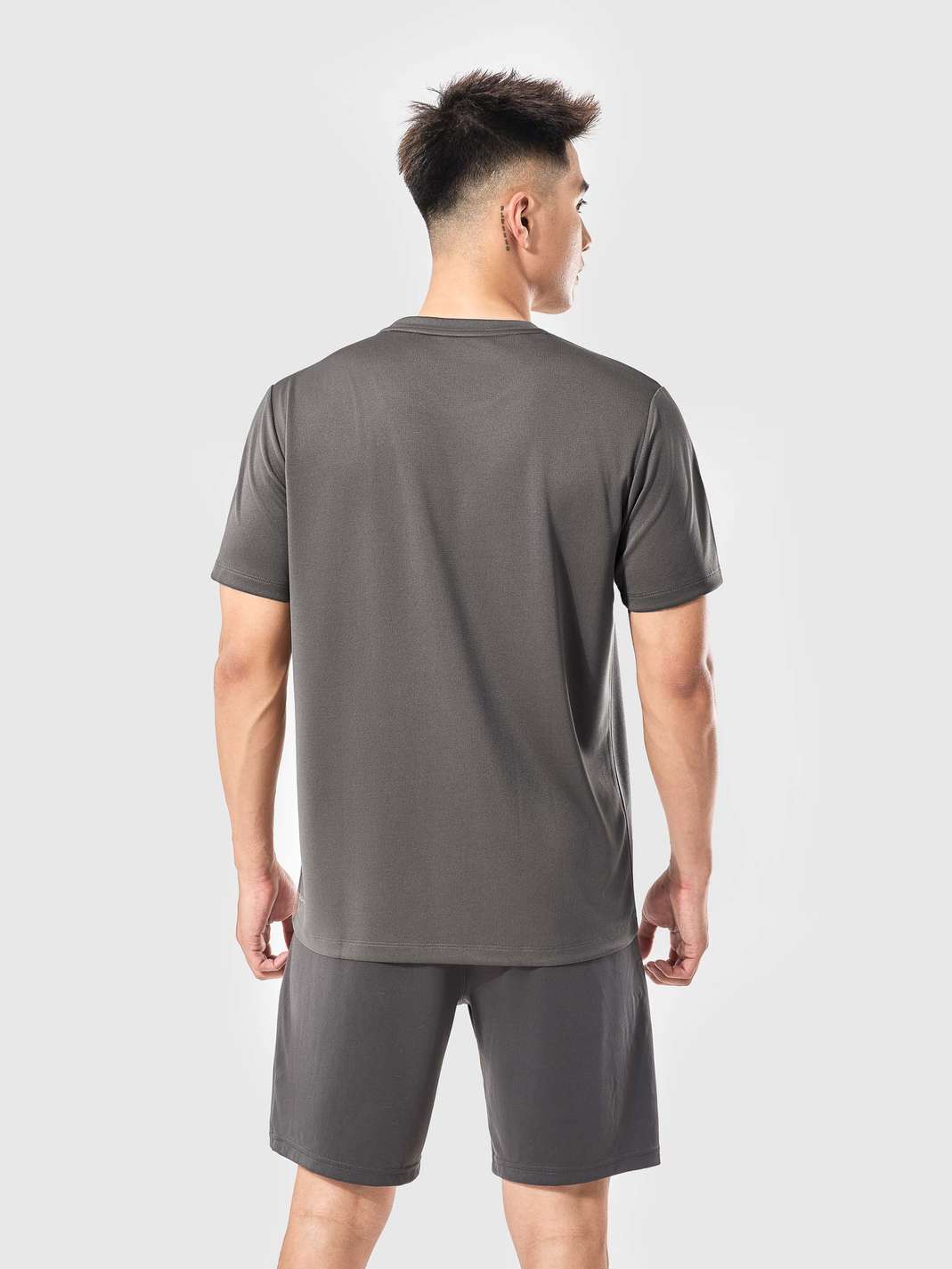 Product Image /image/May2025/ao-thun-tt-promax-s1-Xam_Den_2.jpg